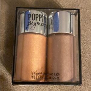 Hard Candy loose powder eyeshadow